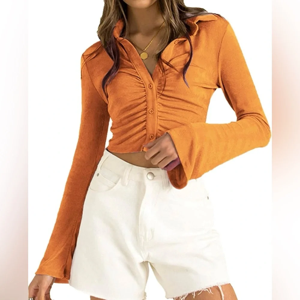 Women's Collar Button Down Ruched Long Sleeve Fitted Crop Top - Picture 1 of 10